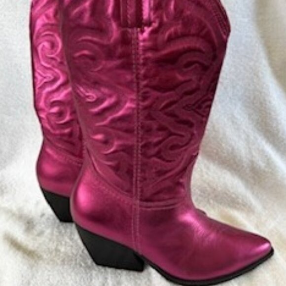 Steve Madden Shoes - Steve Madden "West" metallic hot pink western boots NWOT Size 9